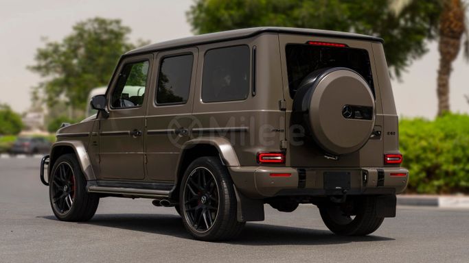Подержанный Mercedes-Benz G-Class AMG 63 AMG II (W463), 4.0 л, 2020 в Дубае от Milele Коричневый цвет. Other | AUTO.AE