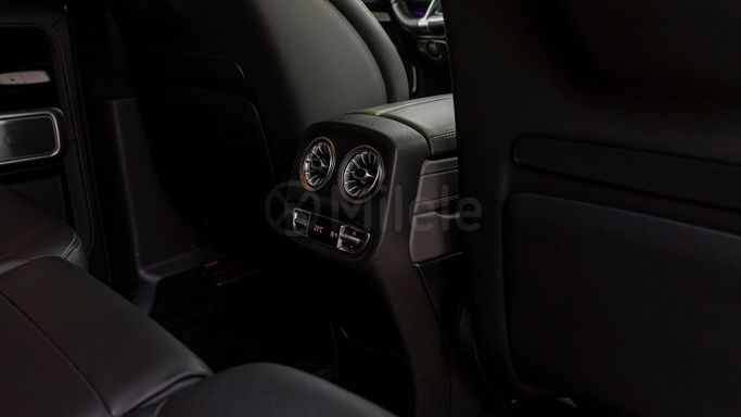 Подержанный Mercedes-Benz G-Class AMG 63 AMG II (W463), 4.0 л, 2020 в Дубае от Milele Белый цвет. Other | AUTO.AE