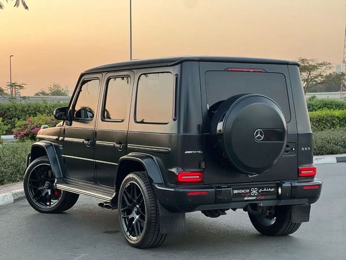 Подержанный Mercedes-Benz G-Class AMG 63 AMG II (W463), 4.0 л, 2021 в Дубае от Drivenchy Motors Черный цвет. Европейская | AUTO.AE