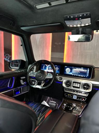 Подержанный Mercedes-Benz G-Class AMG 63 AMG II (W463), 4.0 л, 2019 в Дубае от A Class Motors Серебристый цвет.  | AUTO.AE