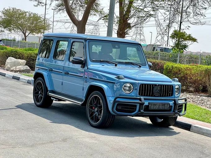 Подержанный Mercedes-Benz G-Class AMG 63 AMG II (W463), 4.0 л, 2023 в Дубае от Formula Motors Синий цвет. Европейская | AUTO.AE