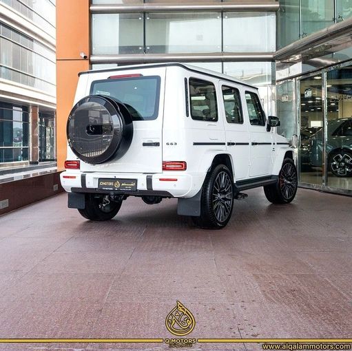 Подержанный Mercedes-Benz G-Class AMG 63 AMG II (W465) Рестайлинг, 4.0 л, 2025 в Дубае от Q Motors Белый цвет. GCC | AUTO.AE