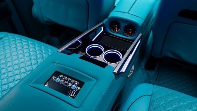 Used Mercedes-Benz G-Class AMG Brabus 900 Rocket Edition II (W463), 4.4 l, 2022 in Dubai by Al Ain Class Motors, Black color. European Specs | AUTO.AE