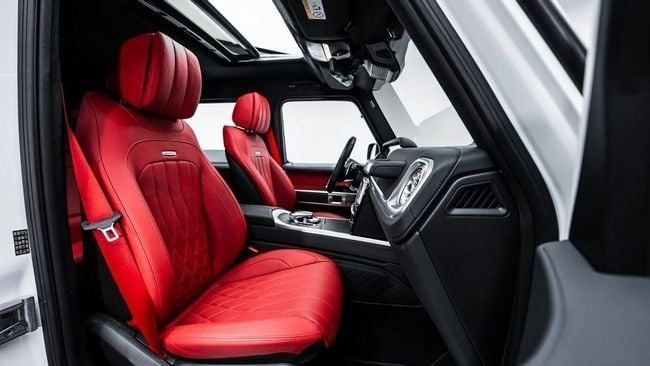 Подержанный Mercedes-Benz G-Class AMG 63 AMG II (W463), 4.0 л, 2023 в Дубае от Al Ain Class Motors Белый цвет. Европейская | AUTO.AE