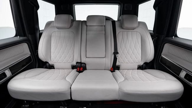 Used Mercedes-Benz G-Class AMG 63 AMG II (W465) Facelift, 4.0 l, 2025 in Dubai by Al Ain Class Motors, White color. GCC Specs | AUTO.AE