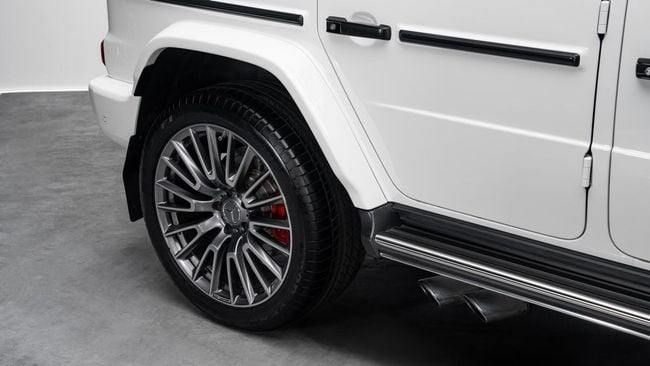 Used Mercedes-Benz G-Class AMG 63 AMG II (W465) Facelift, 4.0 l, 2025 in Dubai by Al Ain Class Motors, White color. GCC Specs | AUTO.AE