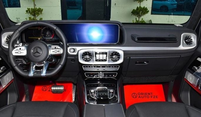 Новый Mercedes-Benz G-Class AMG 63 AMG II (W463), 4.0 л, 2023 в Дубае от Orient Auto FZE Серебристый цвет. Европейская | AUTO.AE
