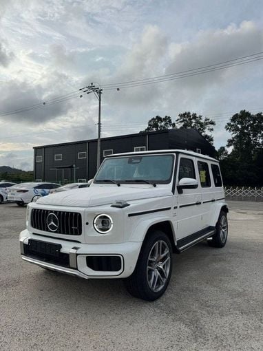 Новый Mercedes-Benz G-Class AMG 63 AMG II (W465) Рестайлинг, 4.0 л, 2025 в Дубае от Orient Auto FZE Белый цвет. Корейская | AUTO.AE