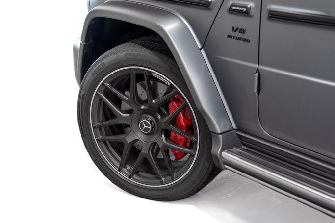 Подержанный Mercedes-Benz G-Class 550 III (W463), 4.0 л, 2022 в Дубае от PUPIL OF FATE MOTORS Серый цвет. Европейская | AUTO.AE
