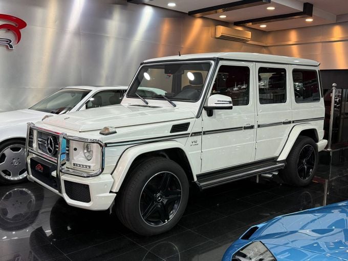 مستعمل Mercedes-Benz G-Class 500 II (W463) تجميل الوجه 3, 5.5 لتر, 2014 في في دبي من STAR COLLECTION LLC، اللون أبيض. مواصفات الخليج | AUTO.AE