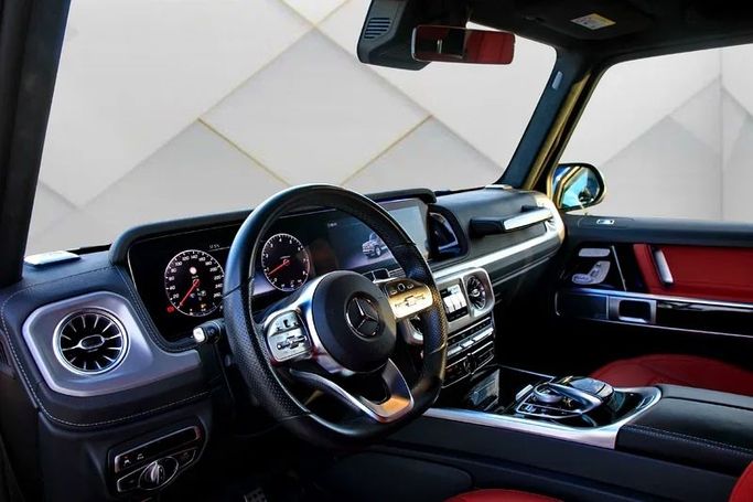 مستعملة Mercedes-Benz G-Class 500 III (W463), 4.0 l, 2022 في في دبي من Mohammad Alkarak Motors، اللون أزرق. المواصفات الأوروبية | AUTO.AE