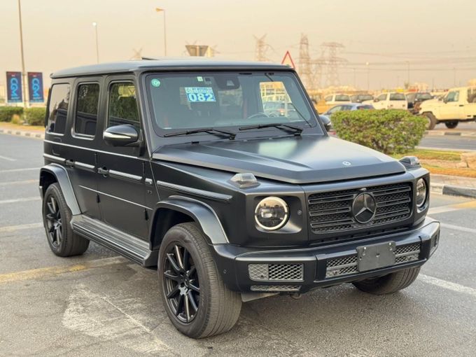 Подержанный Mercedes-Benz G-Class 550 III (W463), 4.0 л, 2020 в Дубае от Saeed Auto Черный цвет. Японская | AUTO.AE