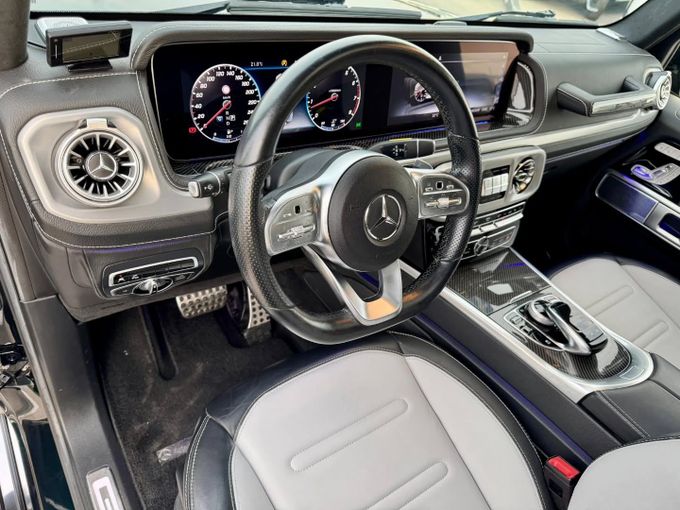 Подержанный Mercedes-Benz G-Class 550 III (W463), 4.0 л, 2019 в Дубае от Saeed Auto Черный цвет. Японская | AUTO.AE