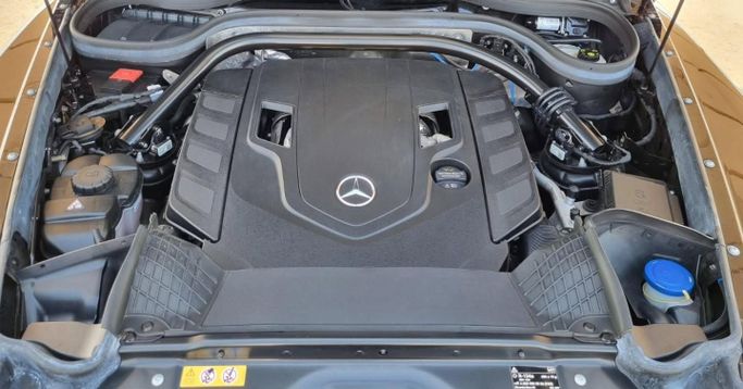 Подержанный Mercedes-Benz G-Class 550 III (W463), 4.0 л, 2020 в Дубае от Saeed Auto Черный цвет. Японская | AUTO.AE