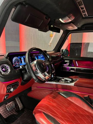 Подержанный Mercedes-Benz G-Class 500 III (W463), 4.0 л, 2019 в Дубае от A Class Motors Белый цвет.  | AUTO.AE