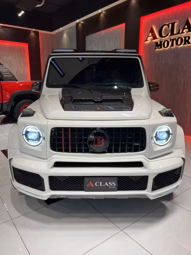 Подержанный Mercedes-Benz G-Class 500 III (W463), 4.0 л, 2019 в Дубае от A Class Motors Белый цвет.  | AUTO.AE