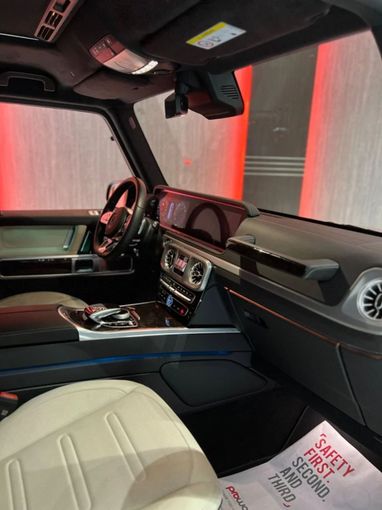 Новый Mercedes-Benz G-Class 500 III (W463), 4.0 л, 2023 в Дубае от A Class Motors Красный цвет.  | AUTO.AE