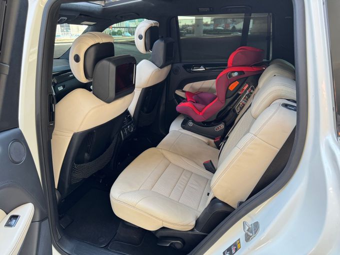 مستعملة Mercedes-Benz GL-Class AMG 63 AMG, 5.5 l, 2014 في في دبي، اللون أبيض. مواصفات الخليج | AUTO.AE