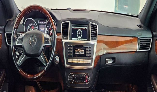 Подержанный Mercedes-Benz GL-Class AMG 63 AMG, 5.5 л, 2013 в Дубае от Gulf Motors Белый цвет. GCC | AUTO.AE
