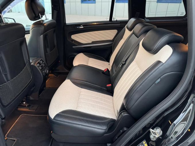 Used Mercedes-Benz GL-Class 500 II (X166), 4.7 l, 2012 in Dubai by Saeed Auto, Black color. Japanese Specs | AUTO.AE