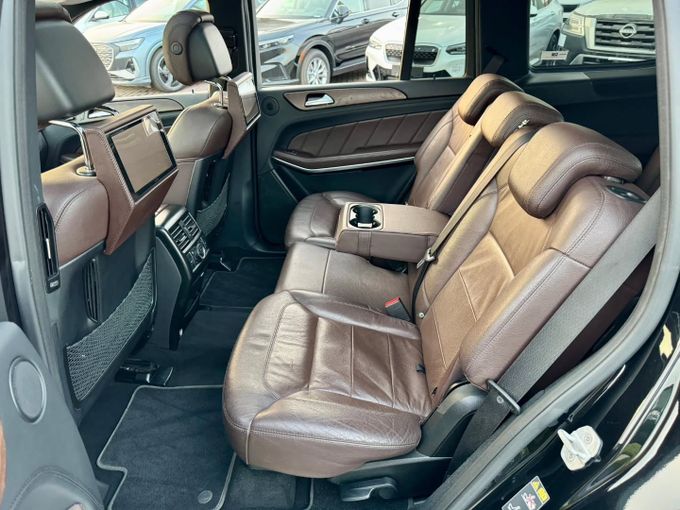 Used Mercedes-Benz GL-Class 550 II (X166), 4.7 l, 2015 in Dubai by Saeed Auto, Black color. Japanese Specs | AUTO.AE