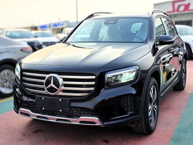 Новый Mercedes-Benz GLB 180 I (X247) Рестайлинг, 1.3 л, 2025 в Дубае от Soltan Auto Черный цвет. Other | AUTO.AE