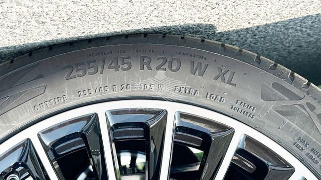 Новый Mercedes-Benz GLC Coupe 200 II (C254), 2.0 л, 2025 в Дубае от Falcons GT Motors FZCO Белый цвет. GCC | AUTO.AE