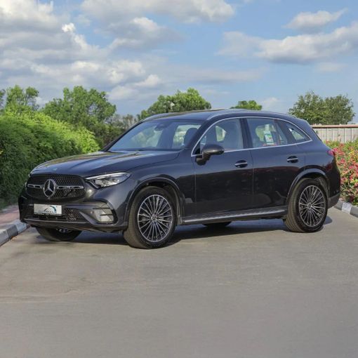Новый Mercedes-Benz GLC 300 II (X254), 2.0 л, 2025 в Дубае от Auto Max Group Серый цвет. GCC | AUTO.AE