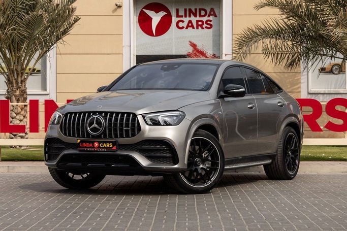 Подержанный Mercedes-Benz GLE AMG 53 AMG II (V167), 3.0 л, 2023 в Дубае от Linda Cars Бежевый цвет. GCC | AUTO.AE
