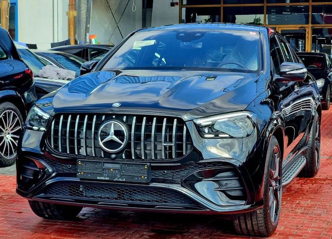 Новый Mercedes-Benz GLE AMG 53 AMG II (V167) Рестайлинг, 3.0 л, 2025 в Дубае от Auto Gallery DXB Черный цвет. GCC | AUTO.AE