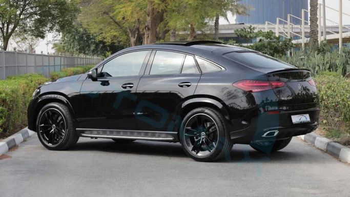 Новый Mercedes-Benz GLE Coupe 450 II (C167) Рестайлинг, 2.5 л, 2025 в Дубае от Auto Max Group Черный цвет. GCC | AUTO.AE