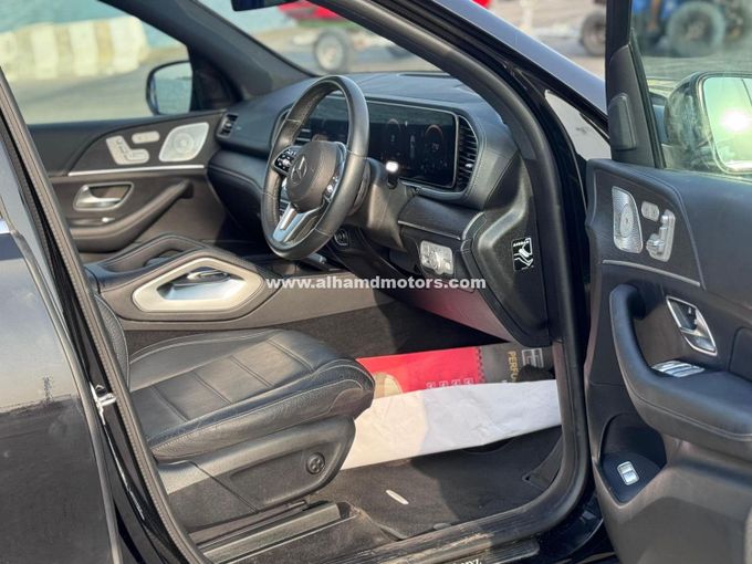 Used Mercedes-Benz GLE 400 d II (V167), 2.9 l, 2020 in Dubai by Alhamd Motors, Black color. Other | AUTO.AE