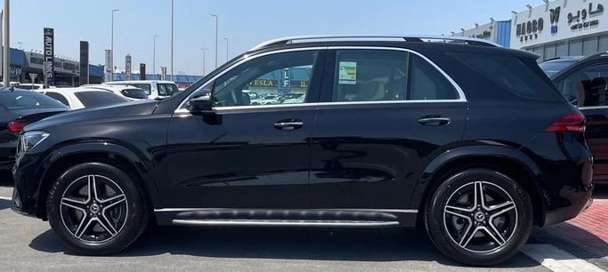 Новый Mercedes-Benz GLE 450 II (V167) Рестайлинг, 3.0 л, 2025 в Дубае от Auto Gallery DXB Черный цвет. Other | AUTO.AE