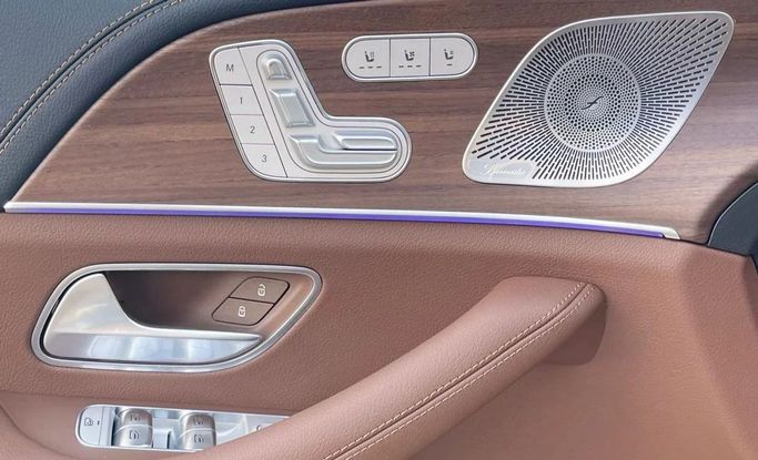 Новый Mercedes-Benz GLE 450 II (V167) Рестайлинг, 3.0 л, 2025 в Дубае от Auto Gallery DXB Серый цвет. GCC | AUTO.AE