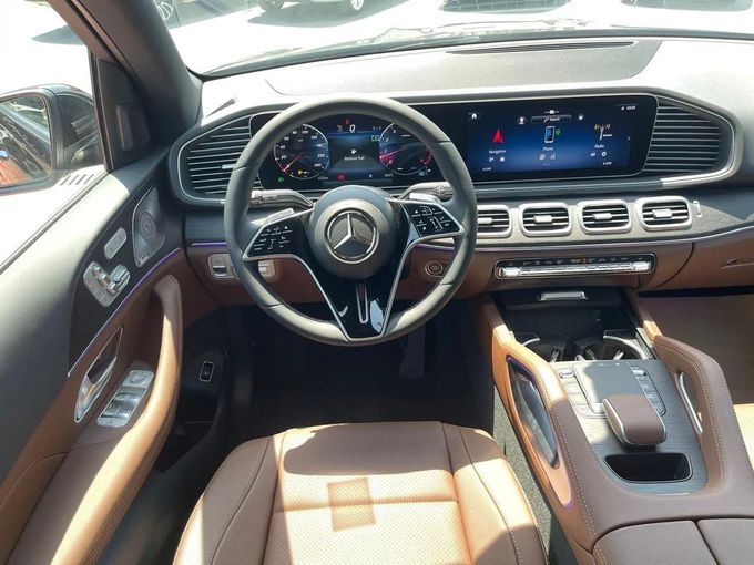 Новый Mercedes-Benz GLE 450 II (V167) Рестайлинг, 3.0 л, 2025 в Дубае от Auto Gallery DXB Черный цвет. GCC | AUTO.AE