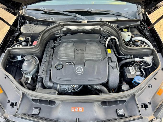 Used Mercedes-Benz GLK-Class 350 I (X204) Facelift, 3.5 l, 2013 in Dubai by Saeed Auto, Black color. Japanese Specs | AUTO.AE