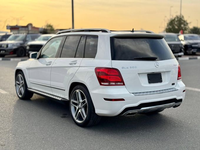 Used Mercedes-Benz GLK-Class 350 I (X204) Facelift, 3.5 l, 2014 in Dubai by Saeed Auto, White color. Japanese Specs | AUTO.AE