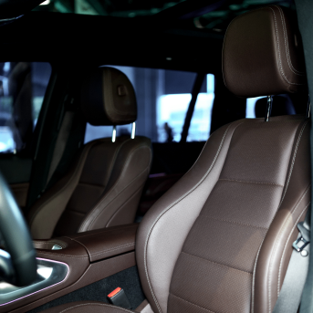 Mercedes-Benz GLS 450 II (X167), 2022 внедорожник 5 дв. бизнес класса в Дубае от DEIZ черный цвет | AUTO.AE