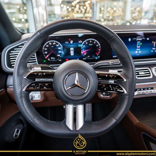 Подержанный Mercedes-Benz GLS 580 II (X167) Рестайлинг, 4.0 л, 2024 в Дубае от Q Motors Серый цвет. GCC | AUTO.AE