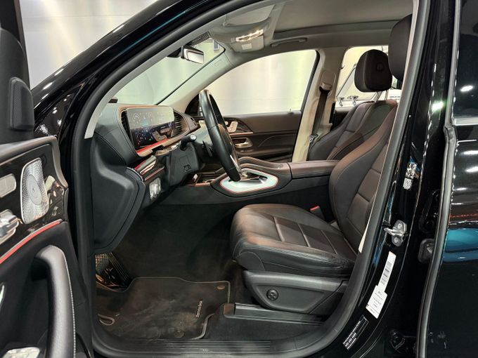 Used Mercedes-Benz GLS II (X167), 3.0 l, 2021 in Dubai by STAR COLLECTION LLC, Black color. Korean Specs | AUTO.AE