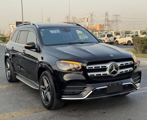Подержанный Mercedes-Benz GLS 580 II (X167), 4.0 л, 2021 в Дубае от Saeed Auto Черный цвет. Японская | AUTO.AE