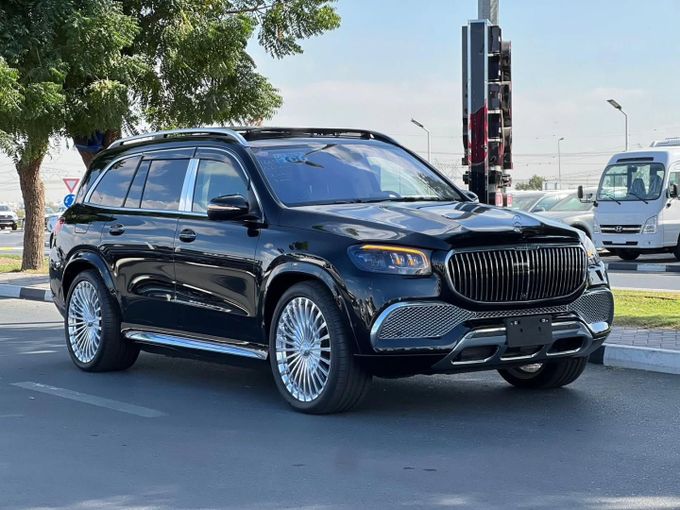Подержанный Mercedes-Benz Maybach GLS 600 I Рестайлинг, 4.0 л, 2023 в Дубае от Saeed Auto Черный цвет. Японская | AUTO.AE