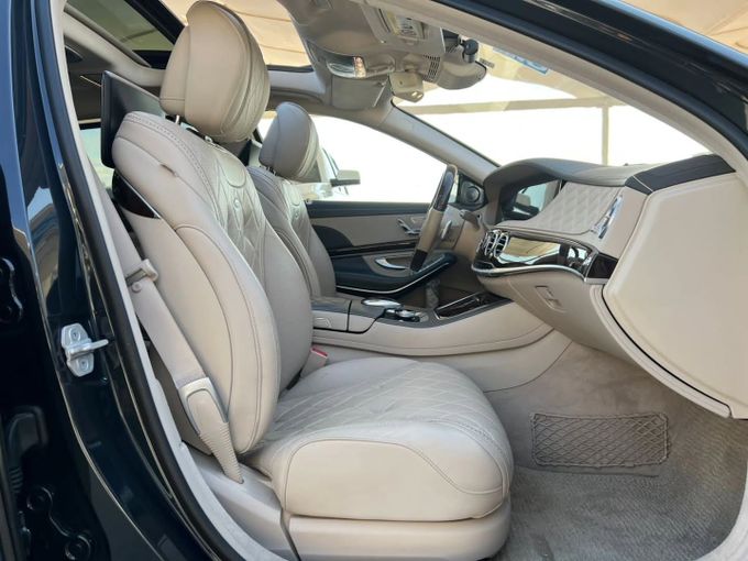 Подержанный Mercedes-Benz Maybach S-Class 560 I (X222) Рестайлинг, 4.0 л, 2018 в Дубае от Saeed Auto Черный цвет. Японская | AUTO.AE