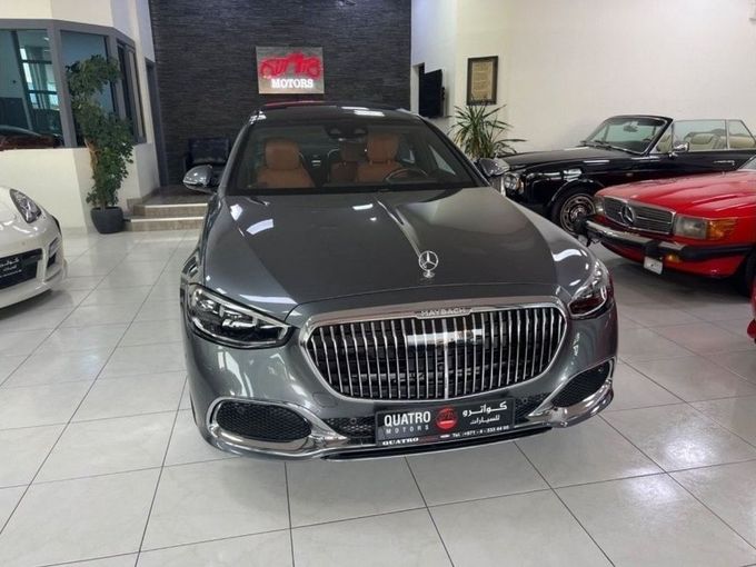 Новый Mercedes-Benz Maybach S-Class 580 II (Z223), 4.0 л, 2021 в Дубае от Quatro Motors Серый цвет.  | AUTO.AE