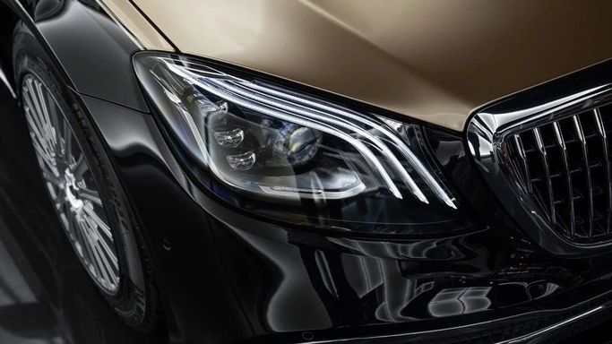 Подержанный Mercedes-Benz Maybach S-Class 650 Pullman I (X222) Рестайлинг, 6.0 л, 2019 в Дубае от Al Ain Class Motors Черный цвет. Европейская | AUTO.AE
