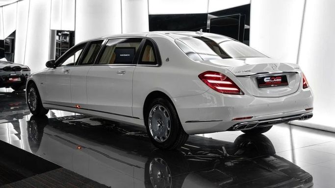 Подержанный Mercedes-Benz Maybach S-Class 650 Pullman I (X222) Рестайлинг, 6.0 л, 2019 в Дубае от Al Ain Class Motors Серый цвет. Европейская | AUTO.AE