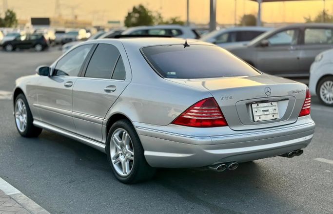 Used Mercedes-Benz S-Class AMG 55 AMG I (W220) Facelift, 5.4 l, 2003 in Dubai by Saeed Auto, Silver color. Japanese Specs | AUTO.AE