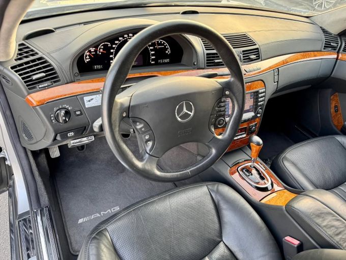 Used Mercedes-Benz S-Class AMG 55 AMG I (W220) Facelift, 5.4 l, 2003 in Dubai by Saeed Auto, Silver color. Japanese Specs | AUTO.AE