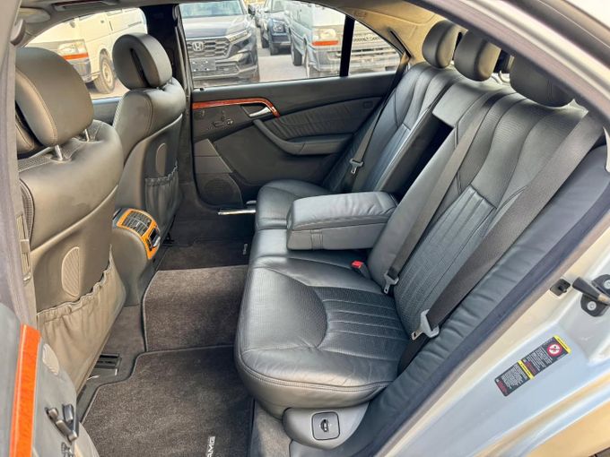 Used Mercedes-Benz S-Class AMG 55 AMG I (W220) Facelift, 5.4 l, 2003 in Dubai by Saeed Auto, Grey color. Japanese Specs | AUTO.AE