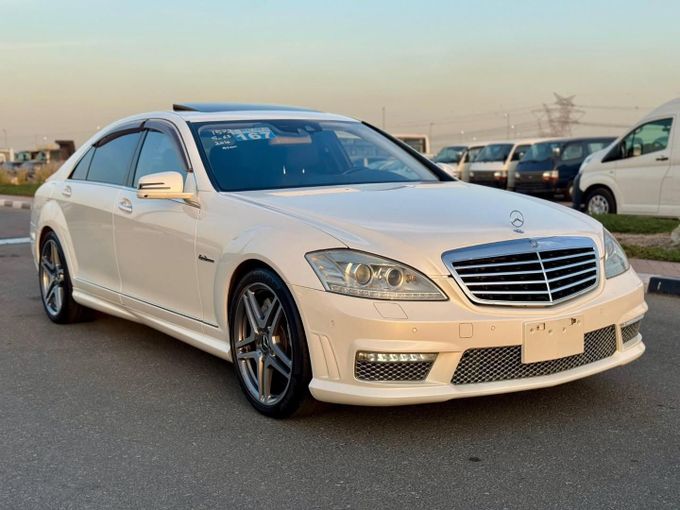 Used Mercedes-Benz S-Class AMG 63 AMG II (W221) Facelift, 6.2 l, 2010 in Dubai by Saeed Auto, White color. Japanese Specs | AUTO.AE